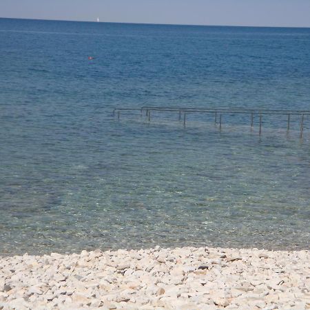 Apartmani Lido Bašanija Exterior foto