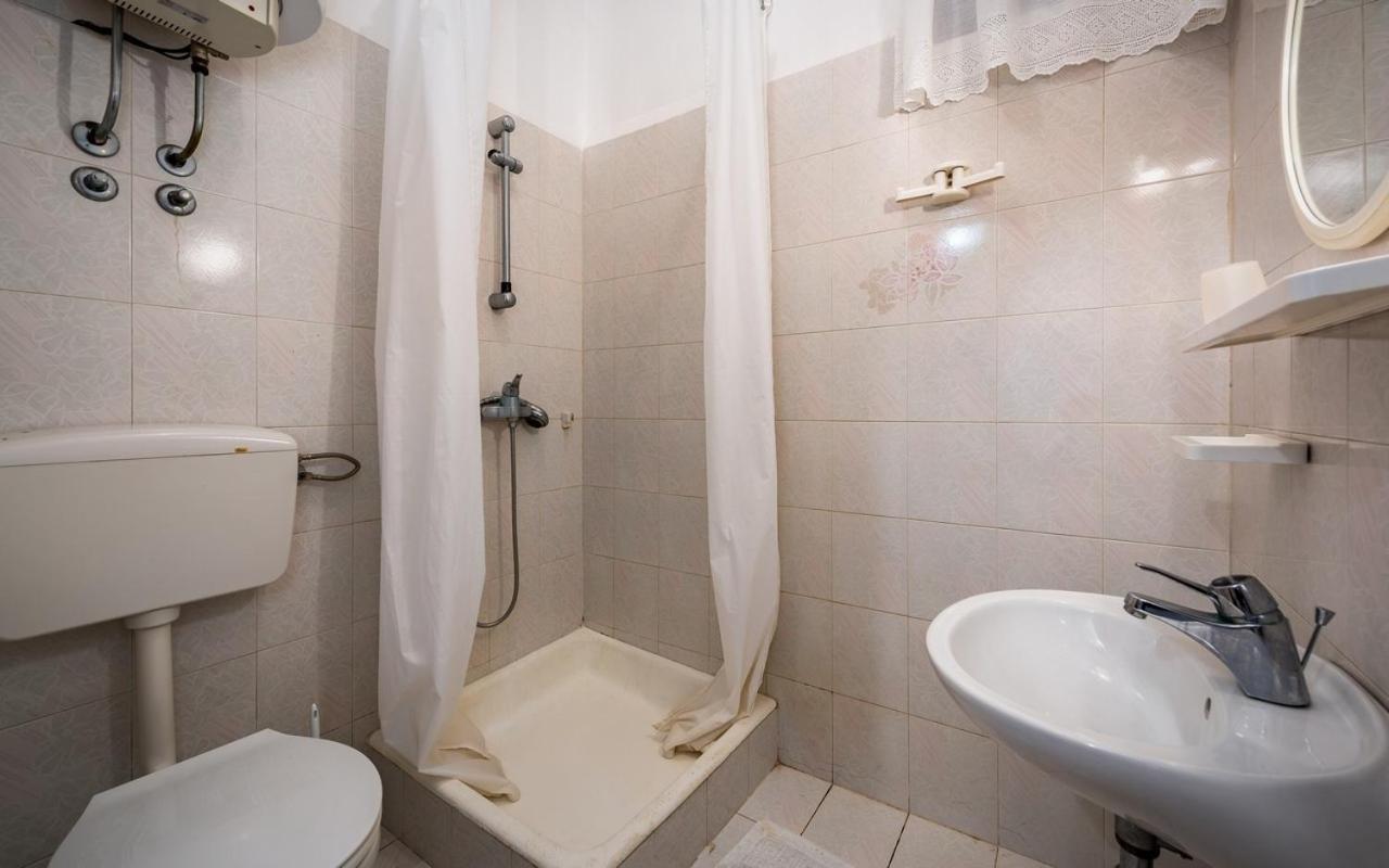 Apartmani Lido Bašanija Exterior foto
