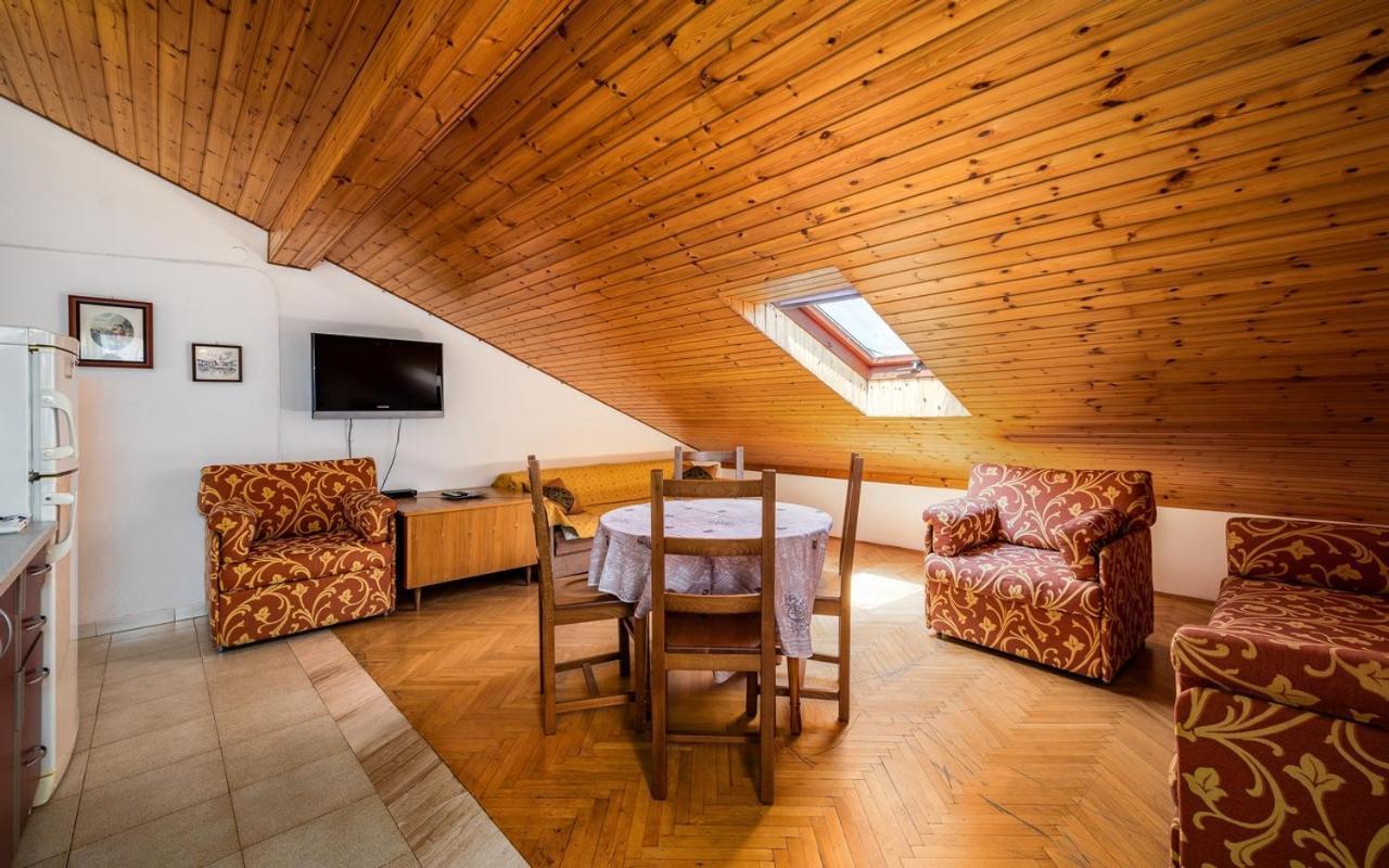 Apartmani Lido Bašanija Exterior foto