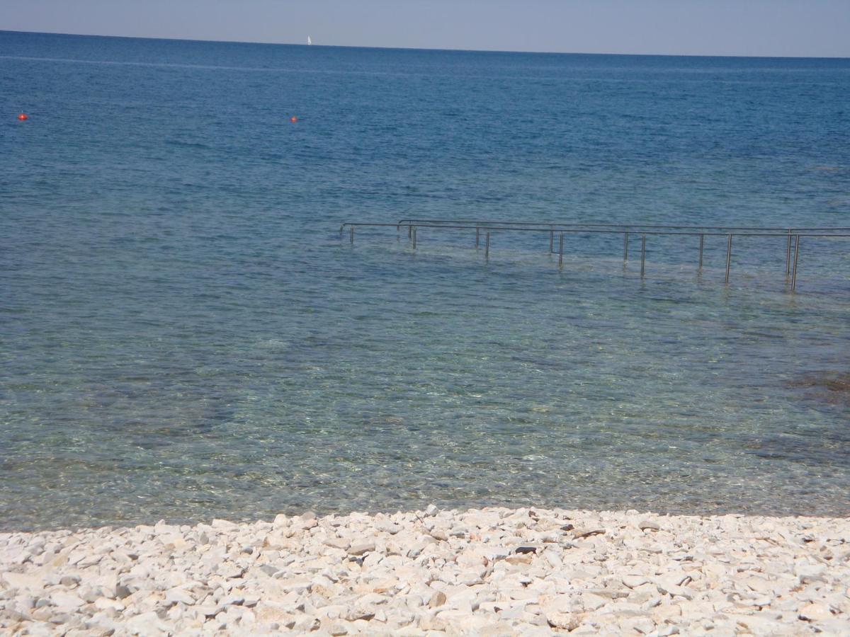 Apartmani Lido Bašanija Exterior foto